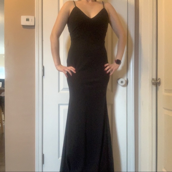 Windsor Dresses & Skirts - Windsor black Maxi dress